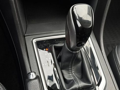 Used 2023 Subaru Impreza 2.0i Limited w/ Popular Package #3 image 25