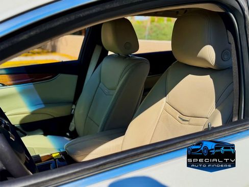 Used 2019 Cadillac XTS Luxury image 9