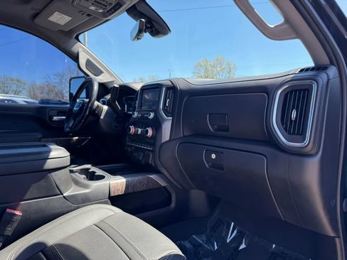 Used 2021 GMC Sierra 2500 Denali w/ Denali Black Diamond Edition AWD/4WD image 31