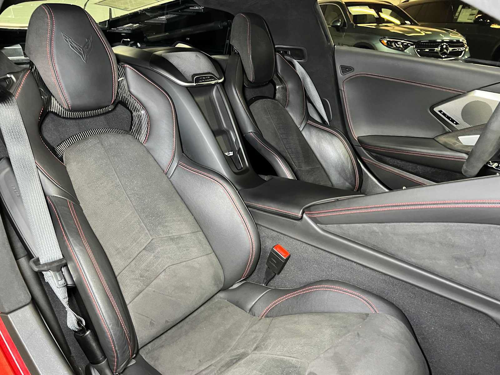 Used 2021 Chevrolet Corvette Stingray Premium Cpe w/ Z51 Performance Package RWD image 13