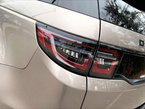 Used 2023 Land Rover Discovery Sport S R-Dynamic image 26