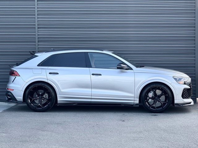 Used 2026 Audi RS Q8 performance AWD/4WD image 8