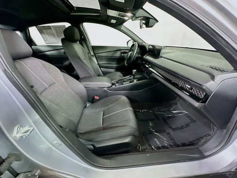 Used 2024 Honda Accord Sport image 10