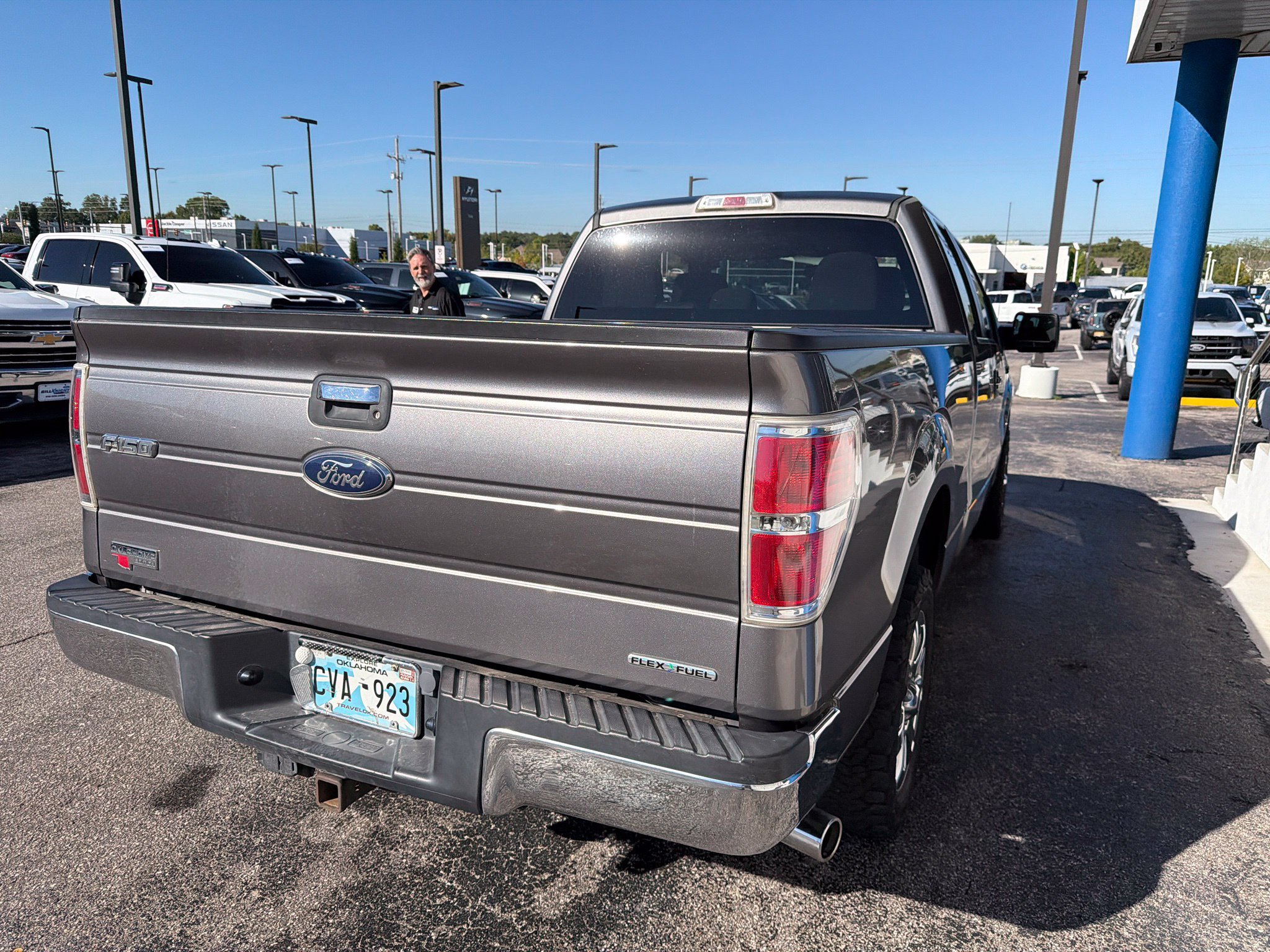 Used 2013 Ford F150 XLT w/ XLT Chrome Pkg RWD image 3