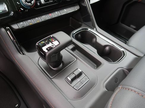 New 2026 GMC Sierra 1500 AT4 w/ AT4 Premium Package image 18