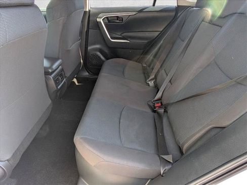 Used 2022 Toyota RAV4 LE AWD/4WD image 17