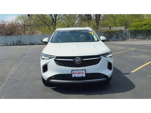 Certified 2022 Buick Envision Avenir w/ Technology Package II FWD image 3