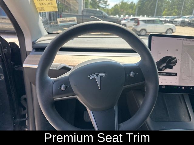 Used 2021 Tesla Model Y Long Range AWD/4WD image 21