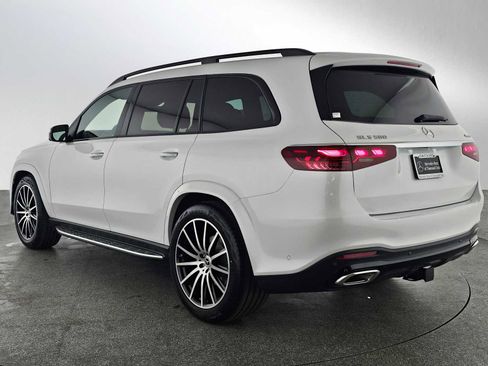 New 2026 Mercedes-Benz GLS 580 4MATIC image 5