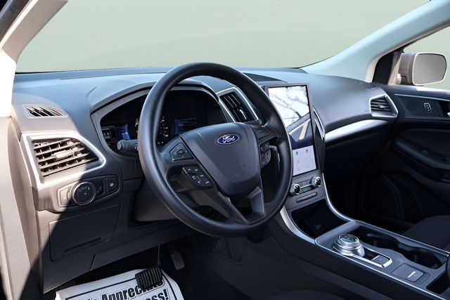 Used 2024 Ford Edge SE AWD/4WD image 13