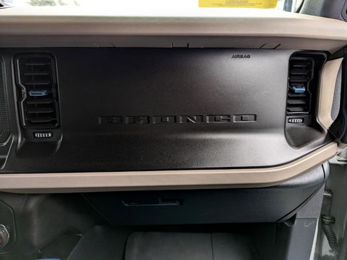 Used 2021 Ford Bronco Wildtrak AWD/4WD image 36
