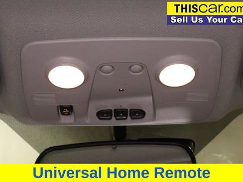 Used 2017 Chevrolet Traverse Premier FWD image 28