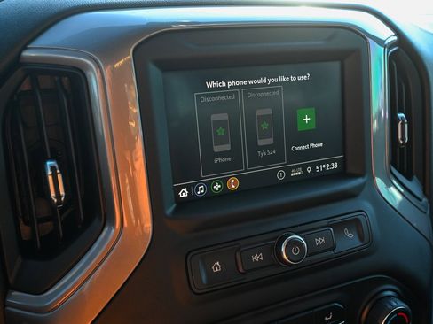 Used 2022 Chevrolet Silverado 2500 Custom w/ Custom Value Package image 36