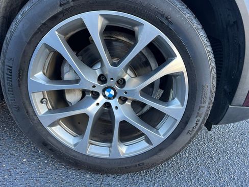 Used 2020 BMW X5 xDrive40i w/ Executive Package image 51