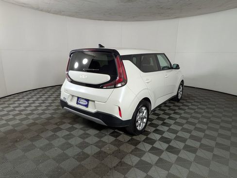 Used 2023 Kia Soul LX w/ Option Group 015 image 7