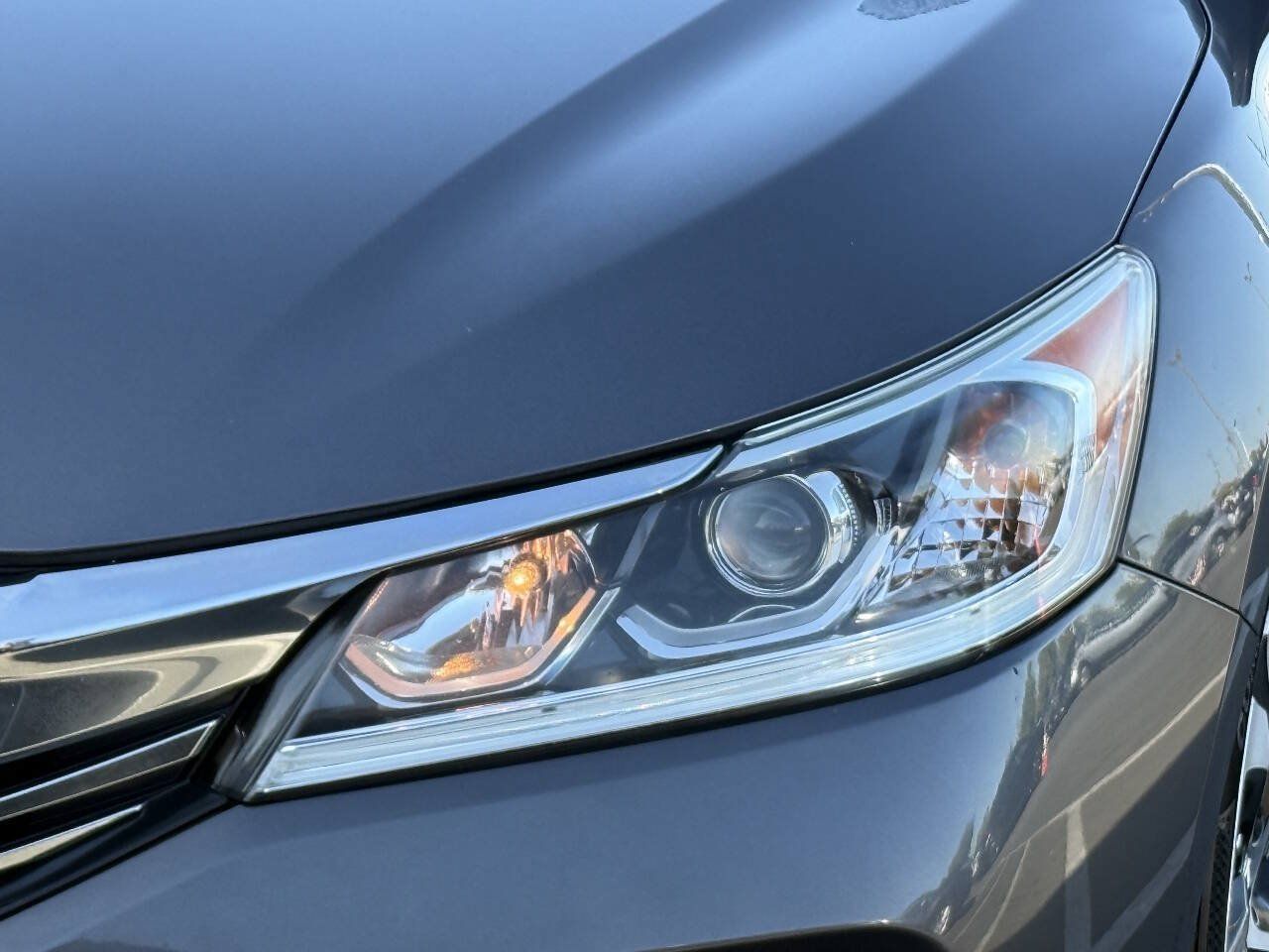 Used 2017 Honda Accord LX image 19