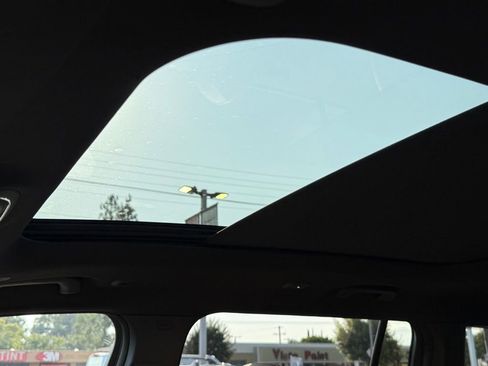 New 2025 Jeep Grand Cherokee L Limited w/ Black Appearance Package image 17