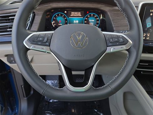Certified 2025 Volkswagen Atlas SEL image 24