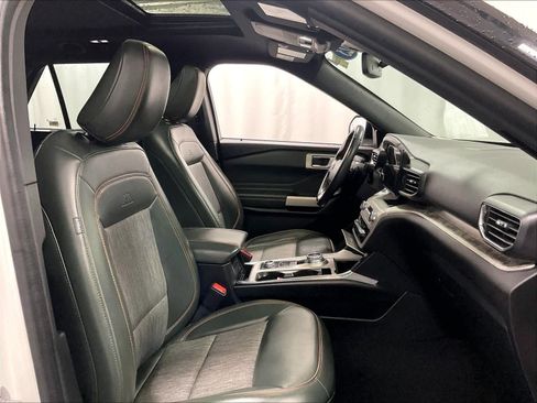 Used 2023 Ford Explorer Timberline w/ Timberline Technology Package image 11