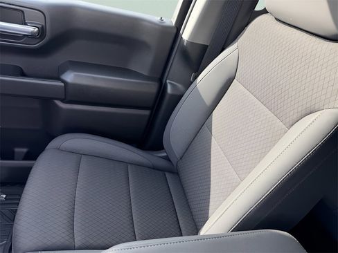 New 2026 Chevrolet Silverado 1500 Custom Trail Boss w/ LPO, Dark Essentials Package image 30