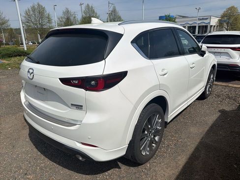 Used 2022 MAZDA CX-5 Signature image 4