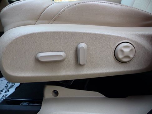 Used 2020 Buick Envision Preferred image 24