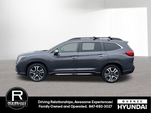 Used 2023 Subaru Ascent Touring AWD/4WD image 5