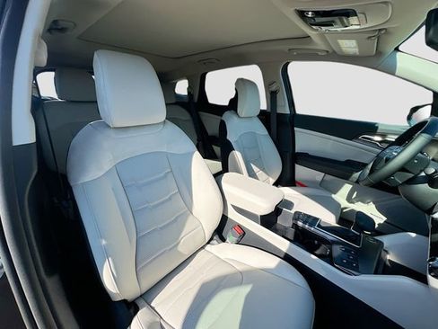 New 2026 Kia Sportage SX FWD image 30