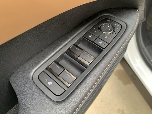 Used 2025 Lexus RX 350 FWD image 15
