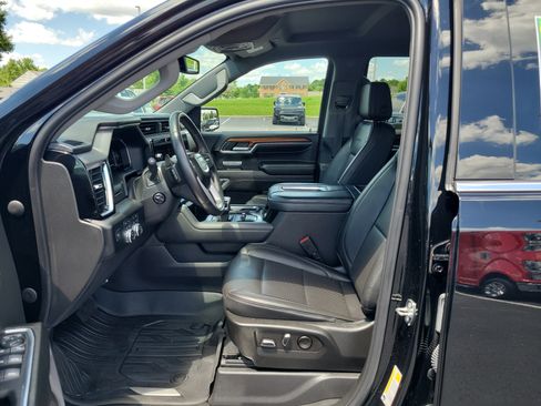 Used 2022 GMC Sierra 1500 Denali AWD/4WD image 15