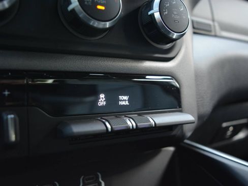 Used 2022 RAM 1500 Big Horn RWD image 25