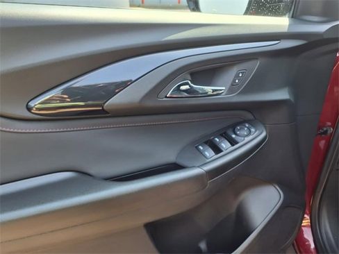 Used 2023 Chevrolet TrailBlazer RS w/ Convenience Package image 10