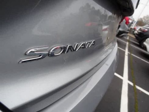 Used 2015 Hyundai Sonata SE image 17