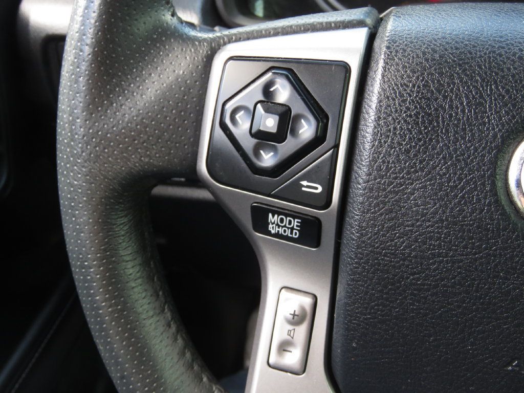 Used 2019 Toyota 4Runner SR5 AWD/4WD image 21