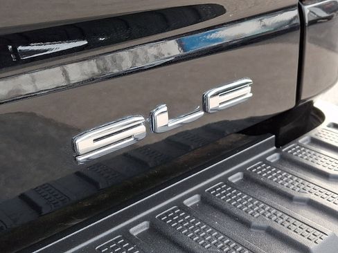 Certified 2023 GMC Sierra 2500 SLE image 30