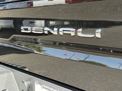 Used 2020 GMC Sierra 1500 Denali AWD/4WD image 11