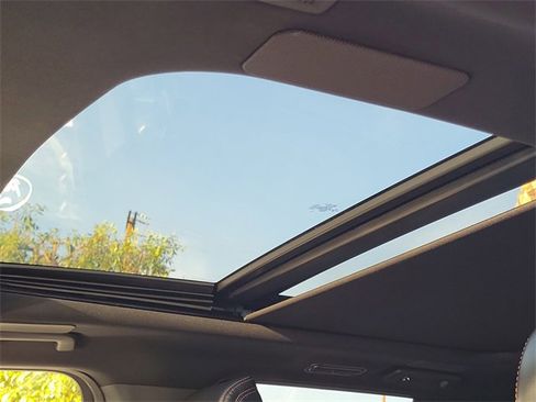 Certified 2022 Ford Expedition Max Platinum image 15