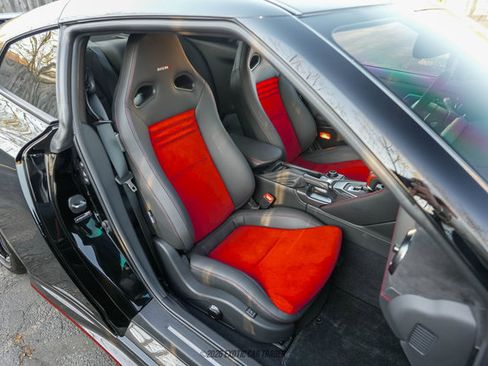 Used 2023 Nissan GT-R NISMO w/ Floor Mat Package AWD/4WD image 58