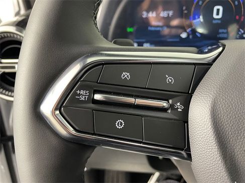 New 2026 Chevrolet Equinox LT image 8