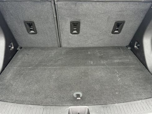 Used 2023 Chevrolet Bolt EUV LT image 18