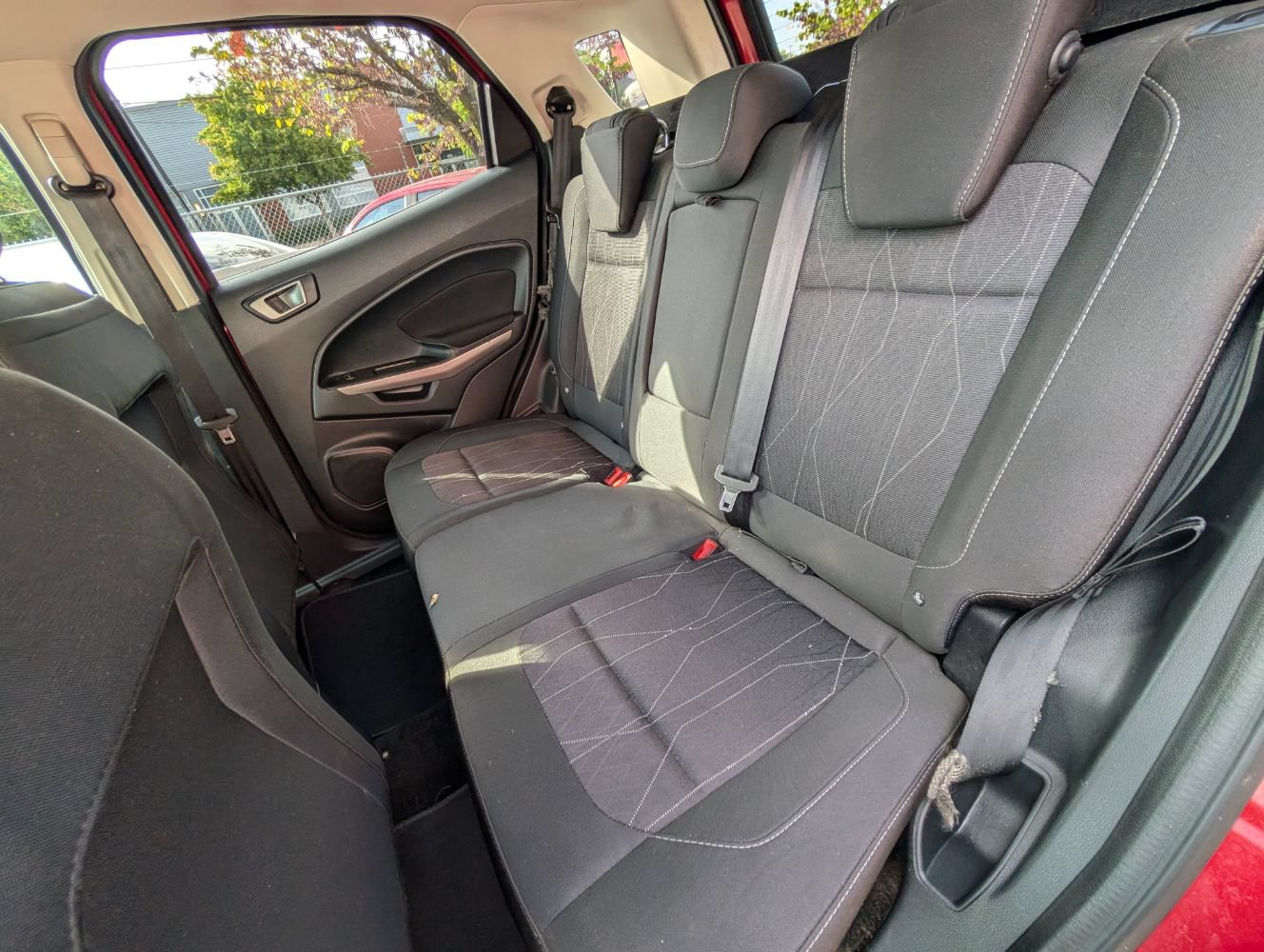 Used 2021 Ford EcoSport SE w/ SE Convenience Package FWD image 18