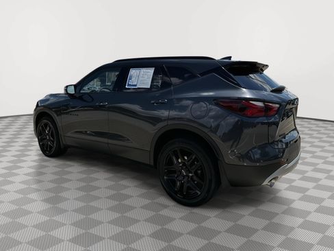 Used 2022 Chevrolet Blazer LT w/ Sound & Technology Package FWD image 4