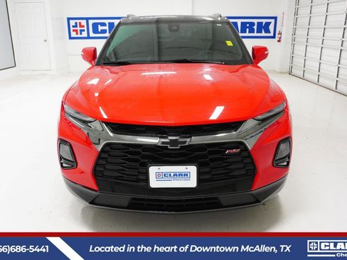 Used 2022 Chevrolet Blazer RS w/ Enhanced Convenience Package FWD image 2