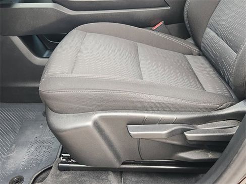 Used 2026 Chevrolet Equinox LT image 23