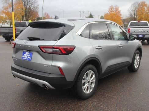 Certified 2024 Ford Escape Active image 3