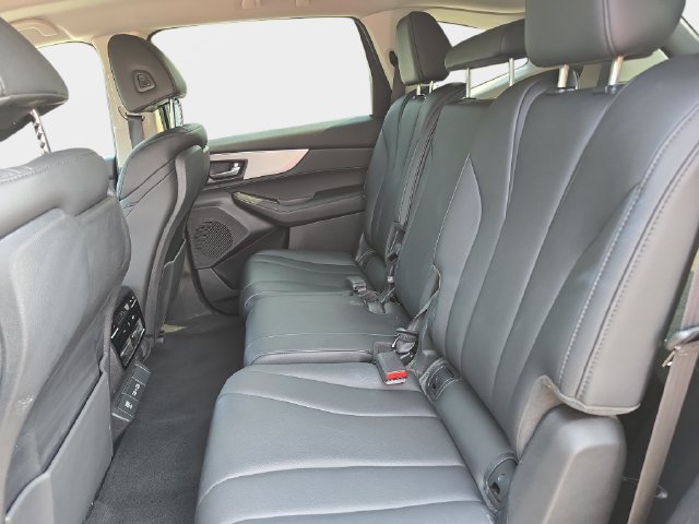 Used 2024 Acura MDX FWD image 15