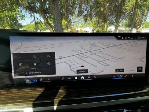 Used 2024 BMW X7 xDrive40i w/ Parking Assistance Package image 24