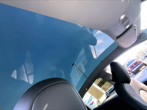 Used 2024 Tesla Model Y Performance image 13