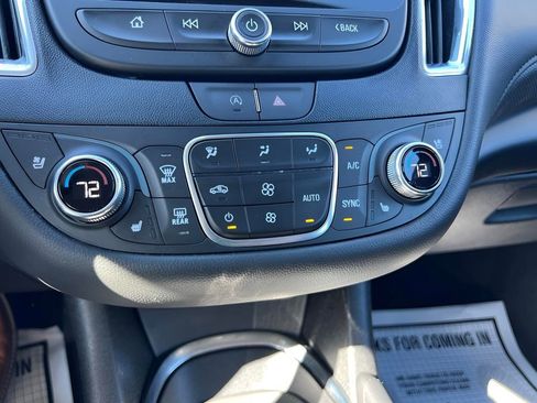 Used 2024 Chevrolet Malibu LT FWD image 20