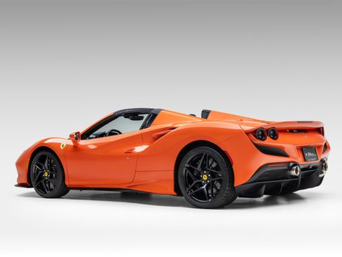 Certified 2022 Ferrari F8 Tributo image 8